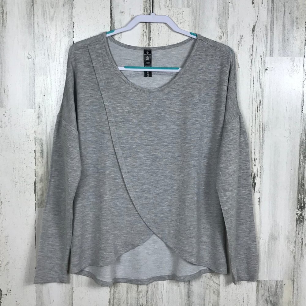Yogalicious open front crossover tee gray size medium athleisure comfy‎